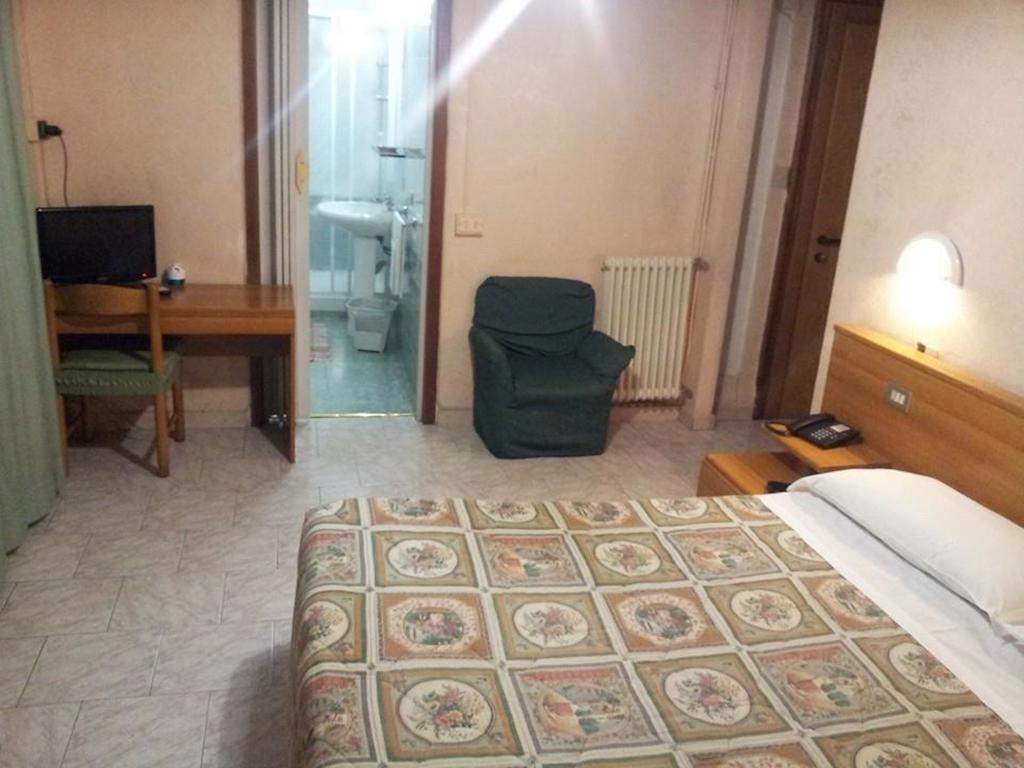 Hotel Acapulco Milano Eksteriør billede