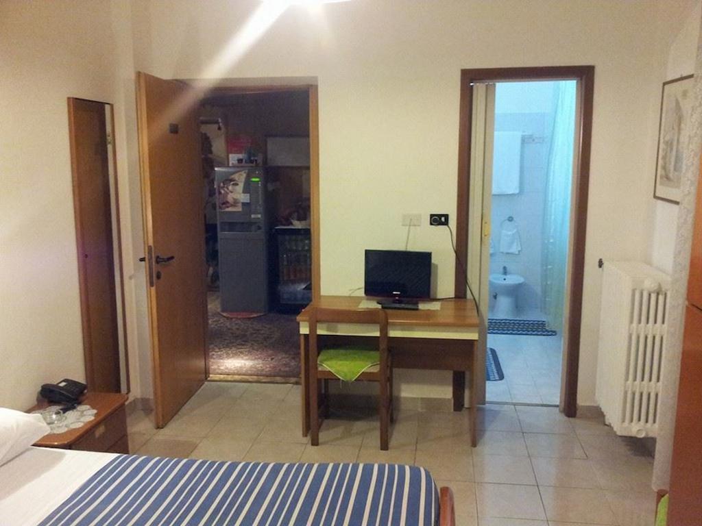 Hotel Acapulco Milano Eksteriør billede